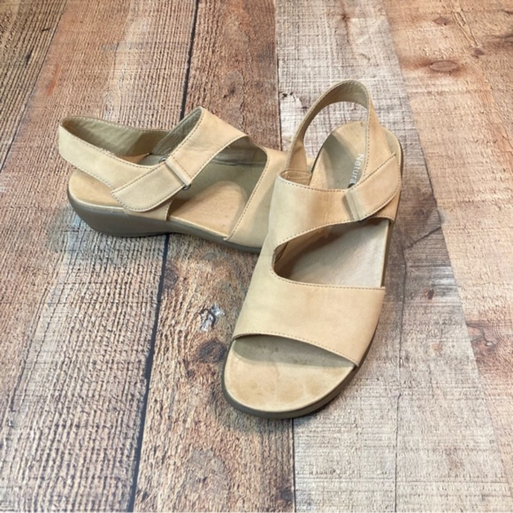 Naturalizer Tan Leather Slingback Wedge Sandals Womens 7 N 00338-3 Comfort Shoes